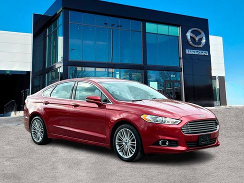 Used 2014 Ford Fusion SE w/ Equipment Group 202A FWD image 1