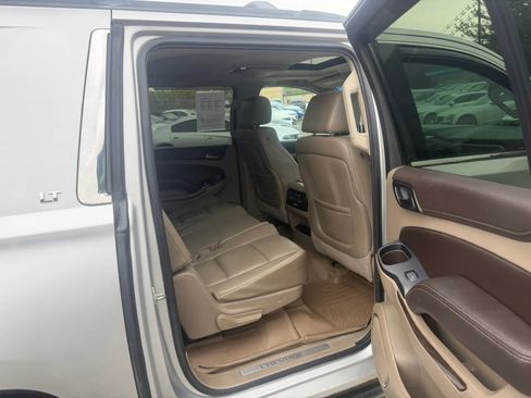 Used 2015 Chevrolet Suburban LT AWD/4WD image 27