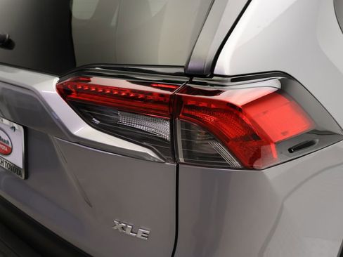 Certified 2023 Toyota RAV4 XLE FWD image 9