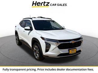Used 2025 Chevrolet Trax LT FWD video 1