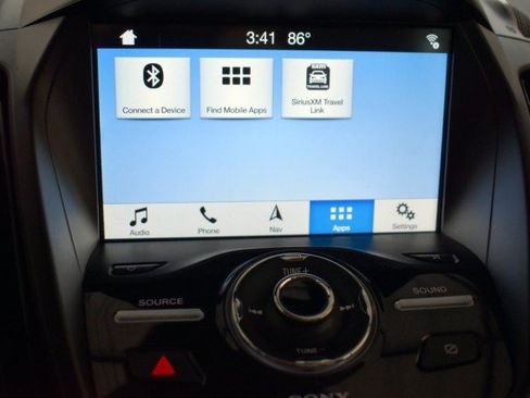 Used 2019 Ford Escape Titanium AWD/4WD image 16