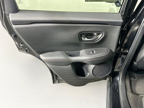 Used 2025 Honda HR-V Sport image 25