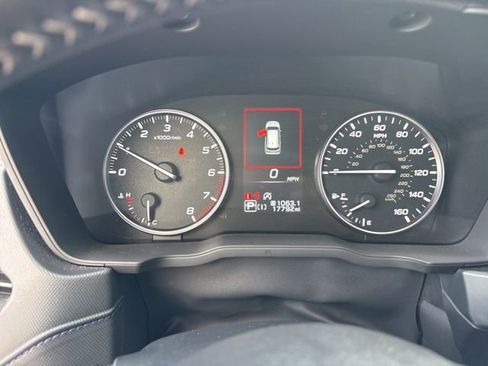 Used 2025 Subaru Forester Premium image 15