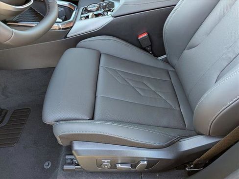 New 2026 BMW X3 xDrive30 w/ Premium Package image 4