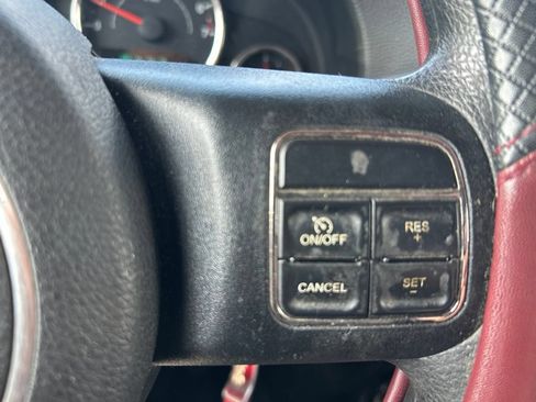 Used 2013 Jeep Wrangler Unlimited Sport AWD/4WD image 9