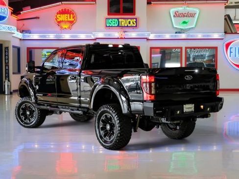 Used 2021 Ford F250 Lariat w/ Lariat Ultimate Package AWD/4WD image 4