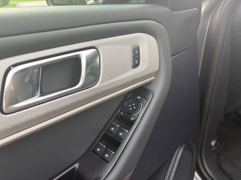 New 2026 Ford Explorer Active w/ Active Comfort Package AWD/4WD image 14