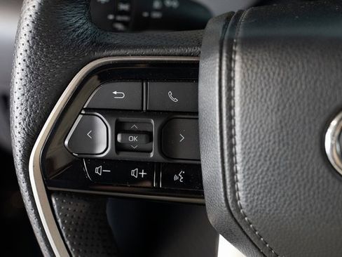 Used 2022 Toyota Tundra SR5 image 13