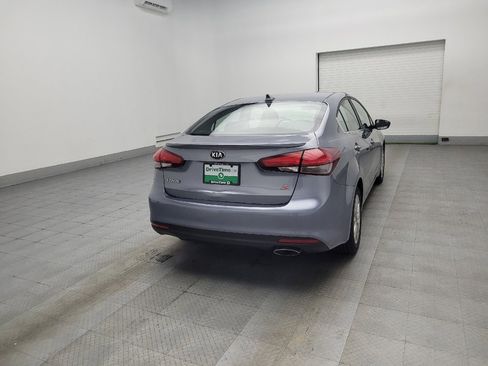 Used 2017 Kia Forte S w/ S Technology Package image 9
