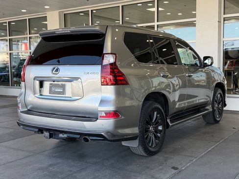 Used 2021 Lexus GX 460 Luxury w/ Sport Design Package AWD/4WD image 14