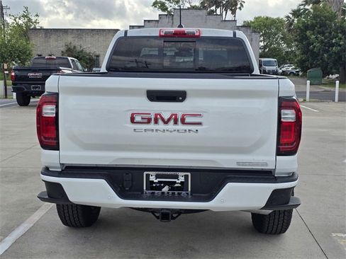 New 2025 GMC Canyon Elevation w/ Convenience Package image 6