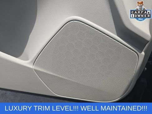 Used 2019 Cadillac XT4 Luxury FWD image 15