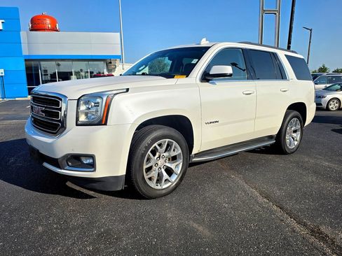 Used 2016 GMC Yukon SLT w/ Open Road Package AWD/4WD image 2