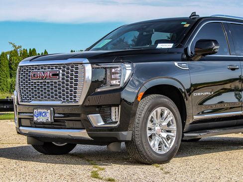 Used 2024 GMC Yukon Denali AWD/4WD image 15