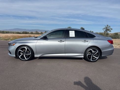 Used 2022 Honda Accord Sport Special Edition image 8