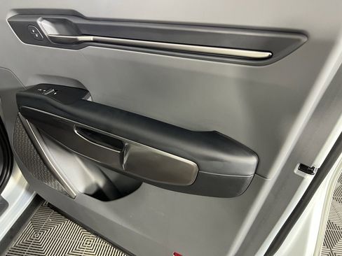 Used 2024 Kia EV9 Light Long Range image 35