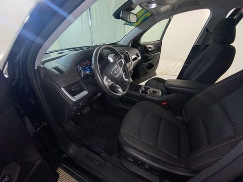 Used 2024 GMC Terrain SLE w/ Driver Convenience Package FWD image 27