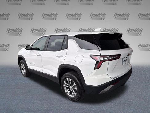 Used 2026 Chevrolet Equinox LT FWD image 7