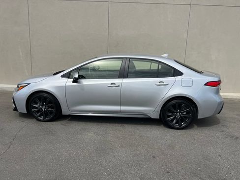 Used 2026 Toyota Corolla SE w/ SE Package FWD image 4
