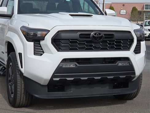 New 2026 Toyota Tacoma TRD Sport image 9
