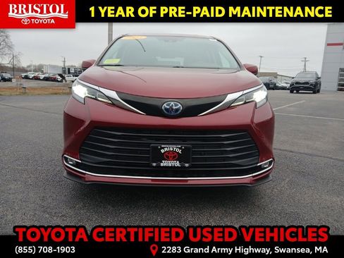 Certified 2023 Toyota Sienna XLE image 38