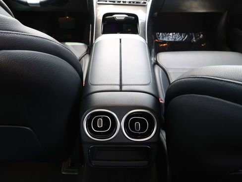 Used 2023 Mercedes-Benz C 300 Sedan image 28