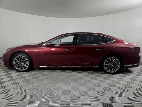 Used 2020 Lexus LS 500 w/ Luxury Package image 7