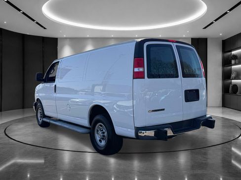 Certified 2024 Chevrolet Express 2500 w/ Driver Convenience Package RWD image 4