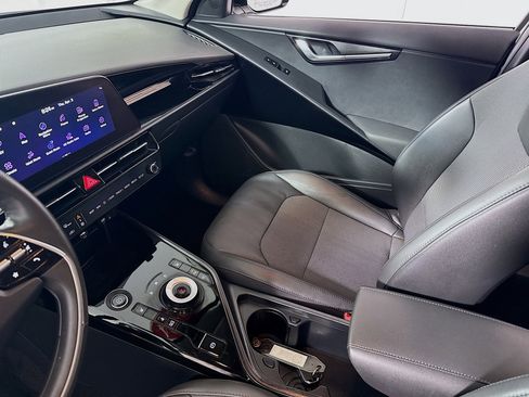 Used 2024 Kia Niro Wind w/ Wind Preserve Package image 24