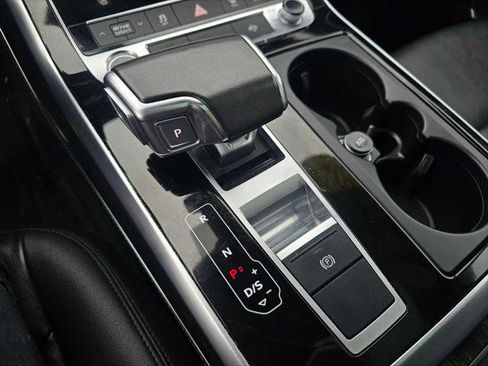 Used 2024 Audi Q7 3.0T Premium Plus image 37