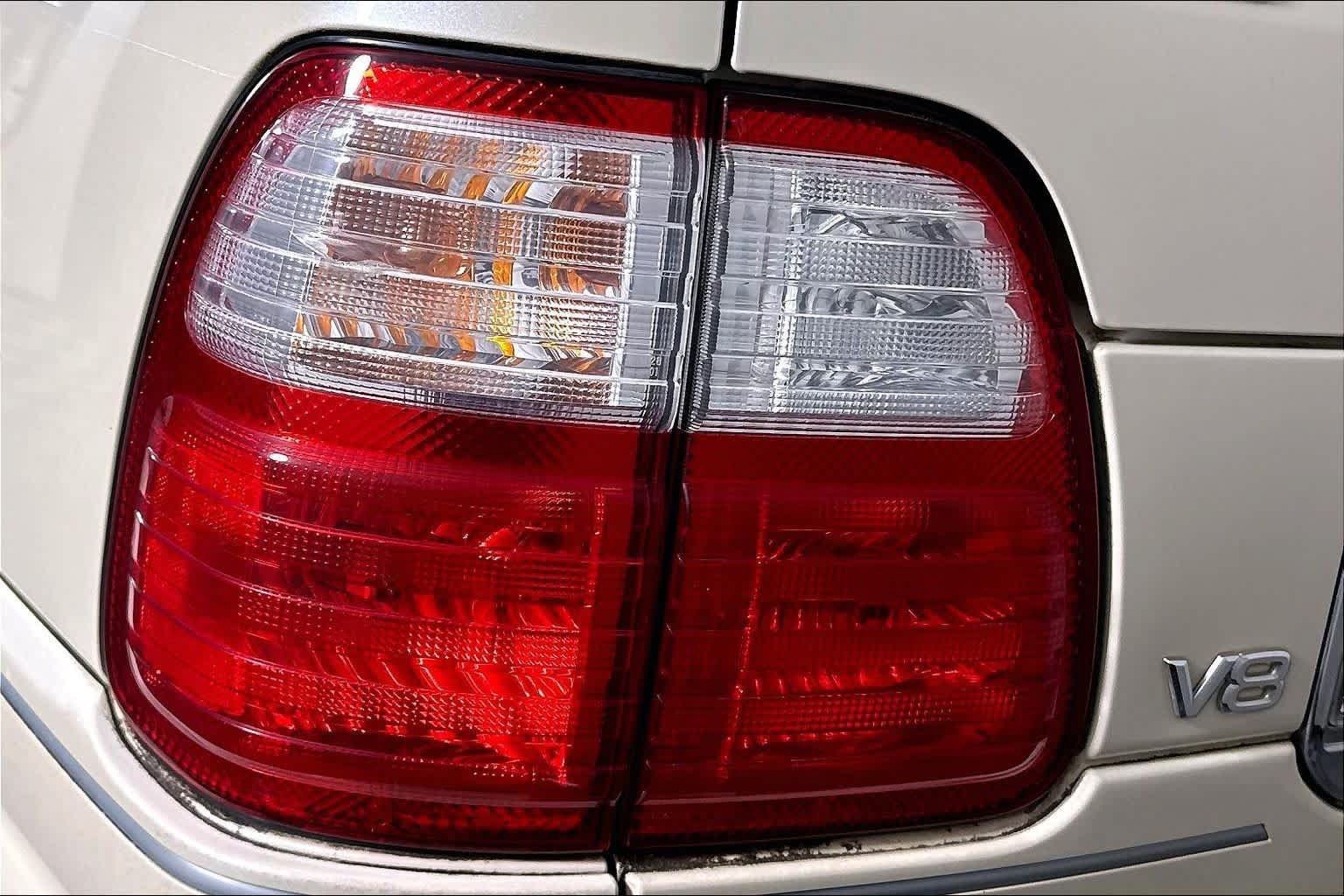 Used 2005 Lexus LX 470 4WD image 26