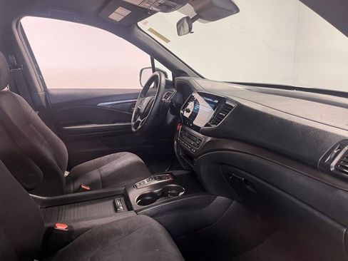 Used 2022 Honda Pilot Sport image 11