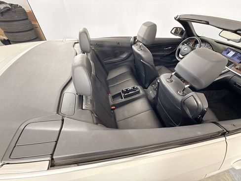 Used 2014 BMW 428i xDrive Convertible image 24