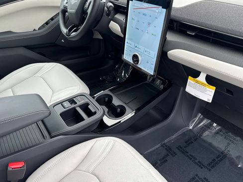 New 2025 Ford Mustang Mach-E Premium image 15