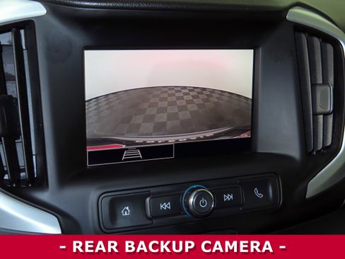 Used 2023 GMC Terrain SLE w/ Driver Convenience Package image 18