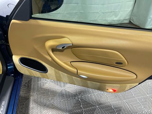 Used 1999 Porsche 911 Carrera image 14