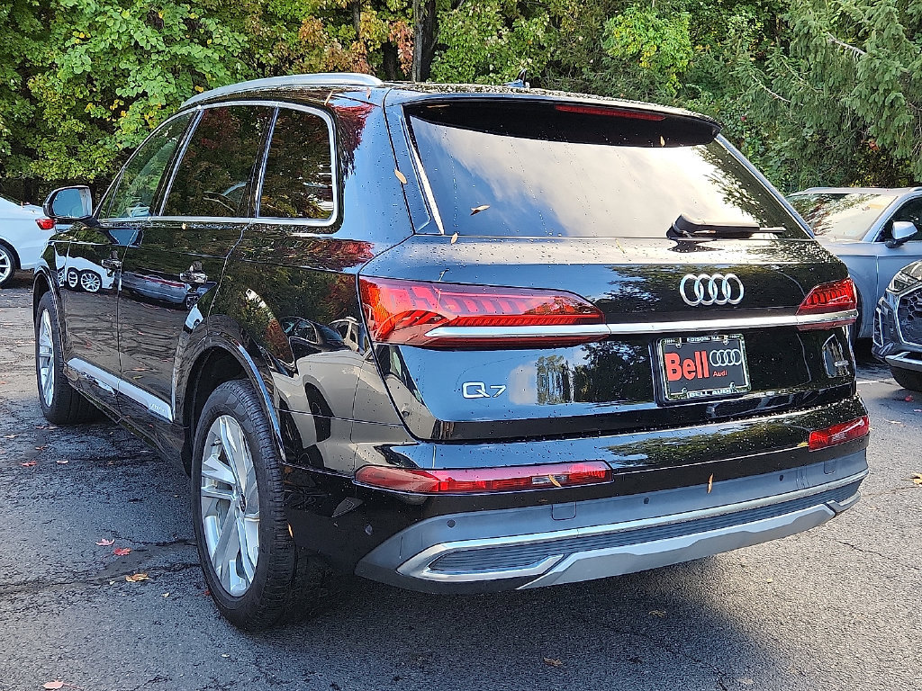 Used 2023 Audi Q7 3.0T Premium AWD/4WD image 10