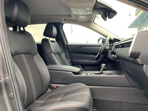 Used 2025 MAZDA CX-50 AWD 2.5 S w/ Premium Package image 38