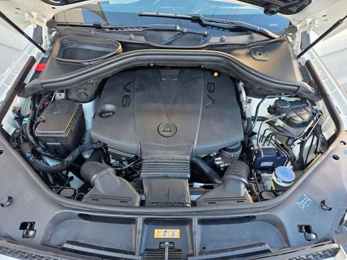 Used 2014 Mercedes-Benz GL 350 BlueTEC 4MATIC image 43