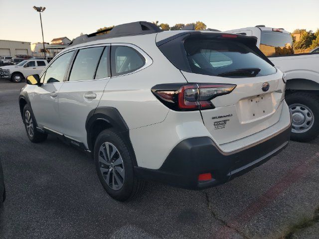 Used 2025 Subaru Outback AWD/4WD image 8