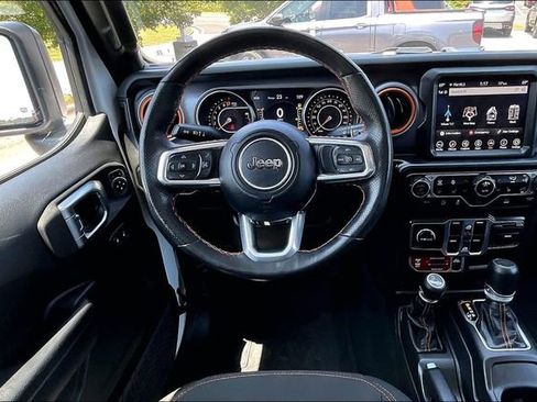 Used 2023 Jeep Gladiator Mojave w/ Cold Weather Group AWD/4WD image 8