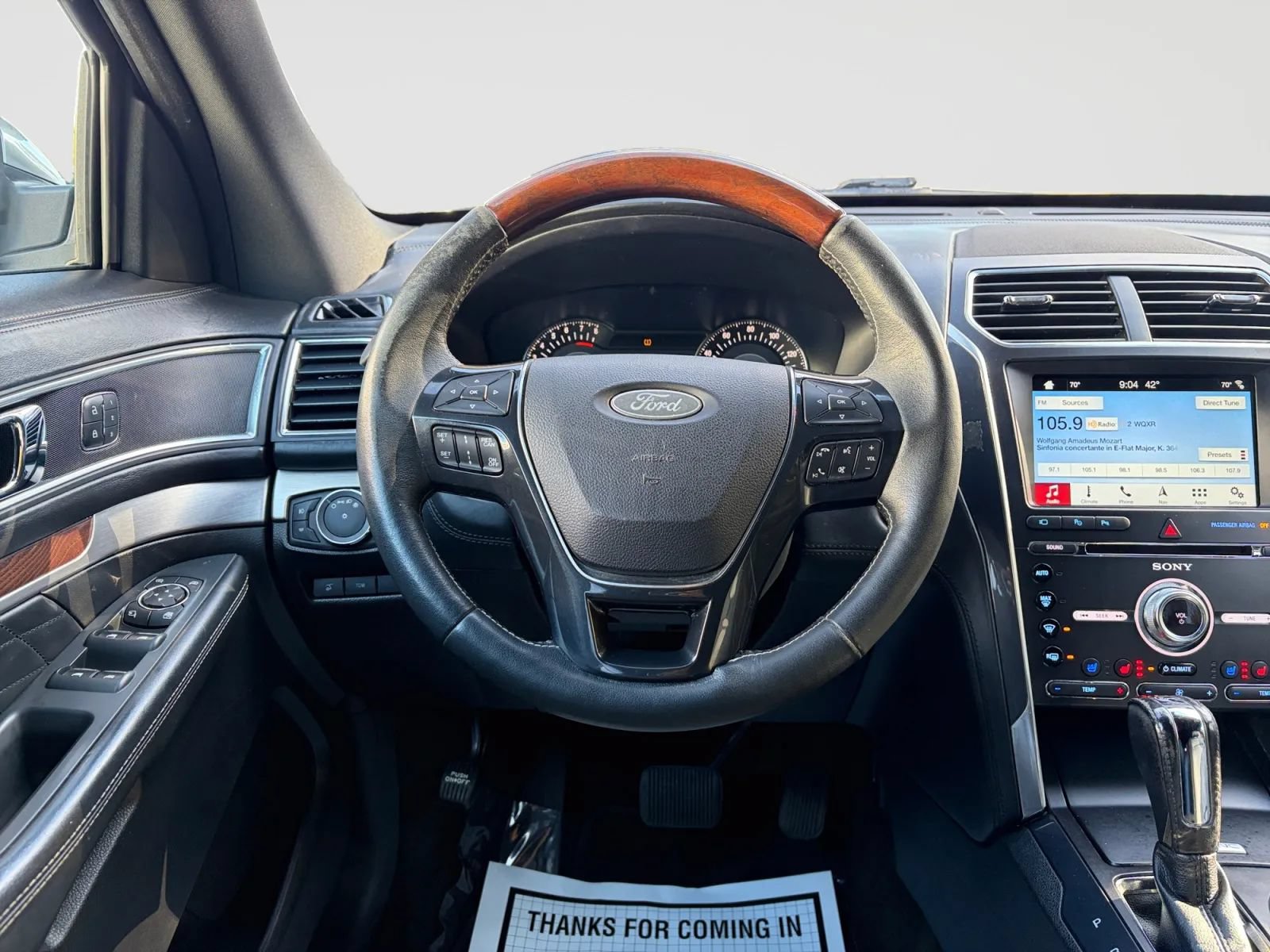 Used 2018 Ford Explorer Platinum AWD/4WD image 31