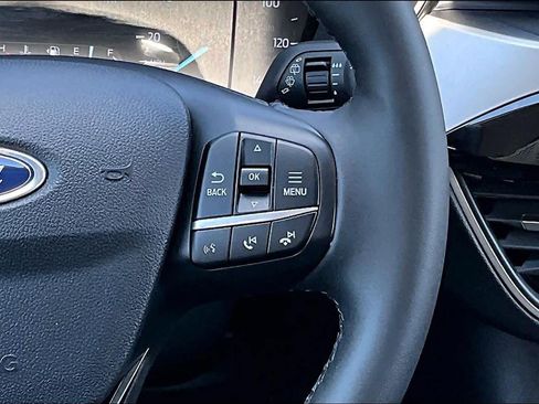 Used 2021 Ford Escape SE w/ SE Sport Appearance Package FWD image 24