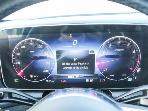 Used 2023 Mercedes-Benz GLC 300 4MATIC image 27