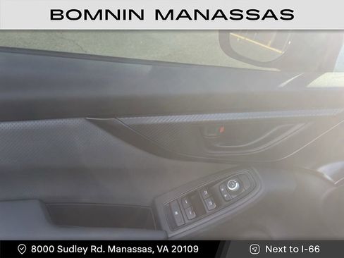 Used 2022 Subaru Crosstrek 2.5i Sport w/ Moonroof Package image 10