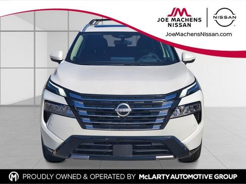 New 2026 Nissan Rogue Platinum w/ Platinum Premium Package AWD/4WD image 9