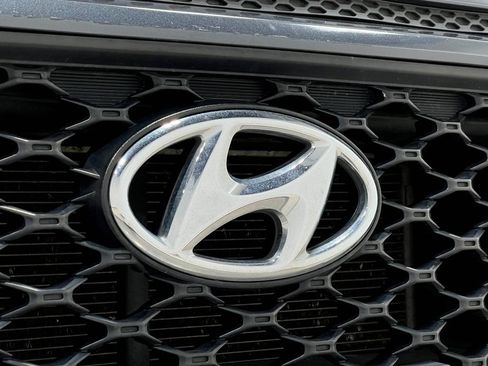 Used 2018 Hyundai Kona SEL FWD image 38