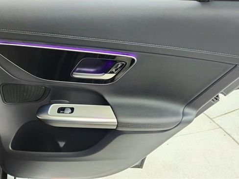 Used 2024 Mercedes-Benz GLC 300 GLC 300 w/ AMG Line image 27