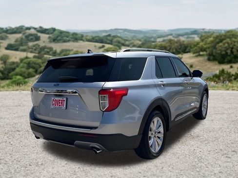 Used 2021 Ford Explorer Limited w/ Equipment Group 301A RWD image 10