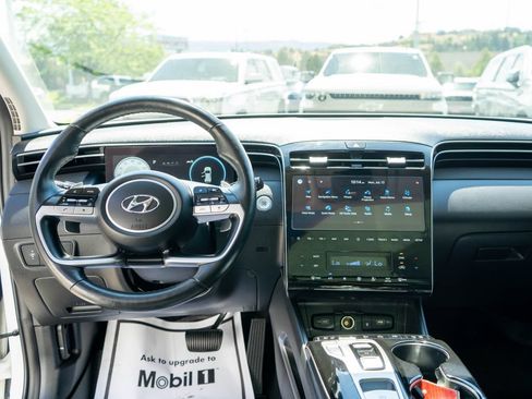 Used 2022 Hyundai Tucson Limited AWD/4WD image 15